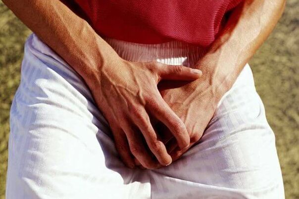 Πόνος στους όρχεις ενός άνδρα